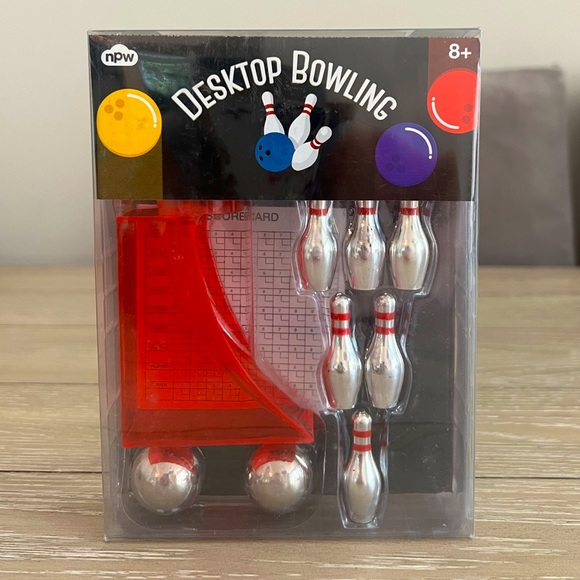 Mini Desk Bowling 🎳 - Picture 7 of 7